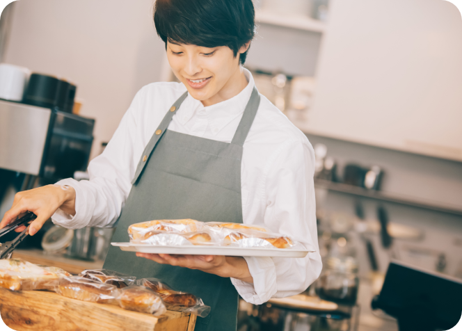 お店の内部や外観、メニュー、スタッフ様をご取材します